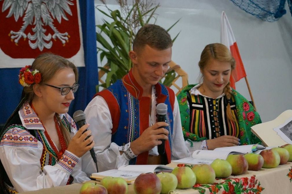 Czytali &quot;Wesele&quot; - narodowe czytanie w powiecie grójeckim