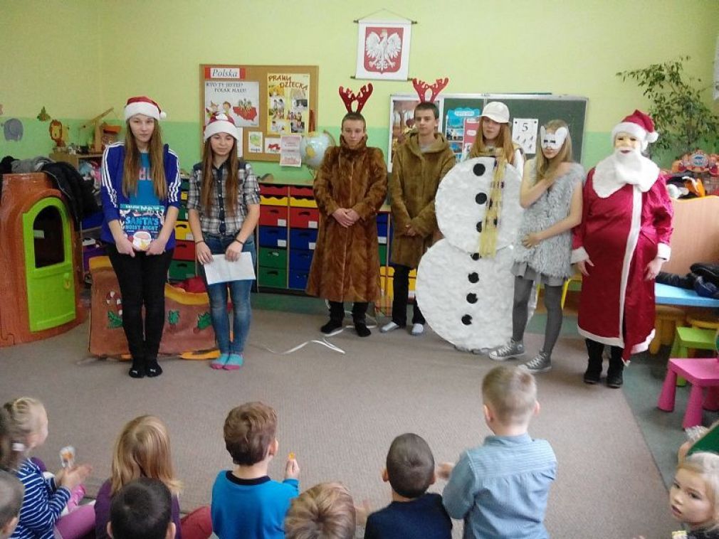 We Read for Kids… in English, czyli gimnazjaliści z Błędowa przedszkolakom bajki czytają