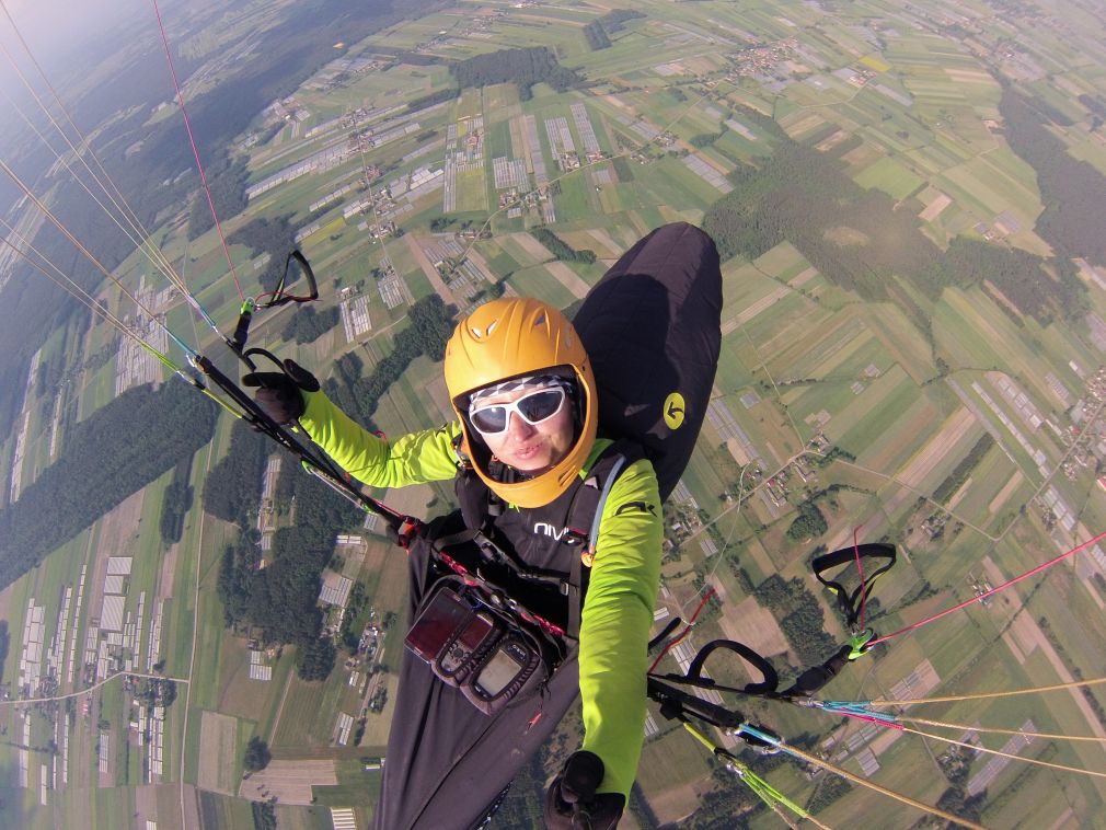 Za tydzień Magda wystartuje w kobiecych zawodach Women’s Paragliding Open we Francji. 