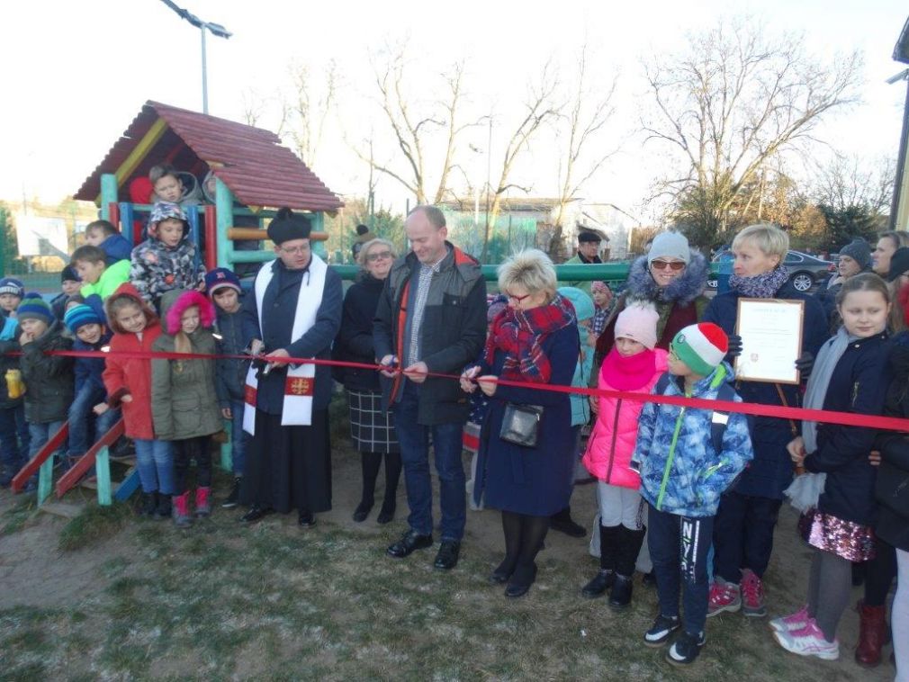 FIO Mazowsze – doposażenie placu zabaw przy PSP w Kruszewie