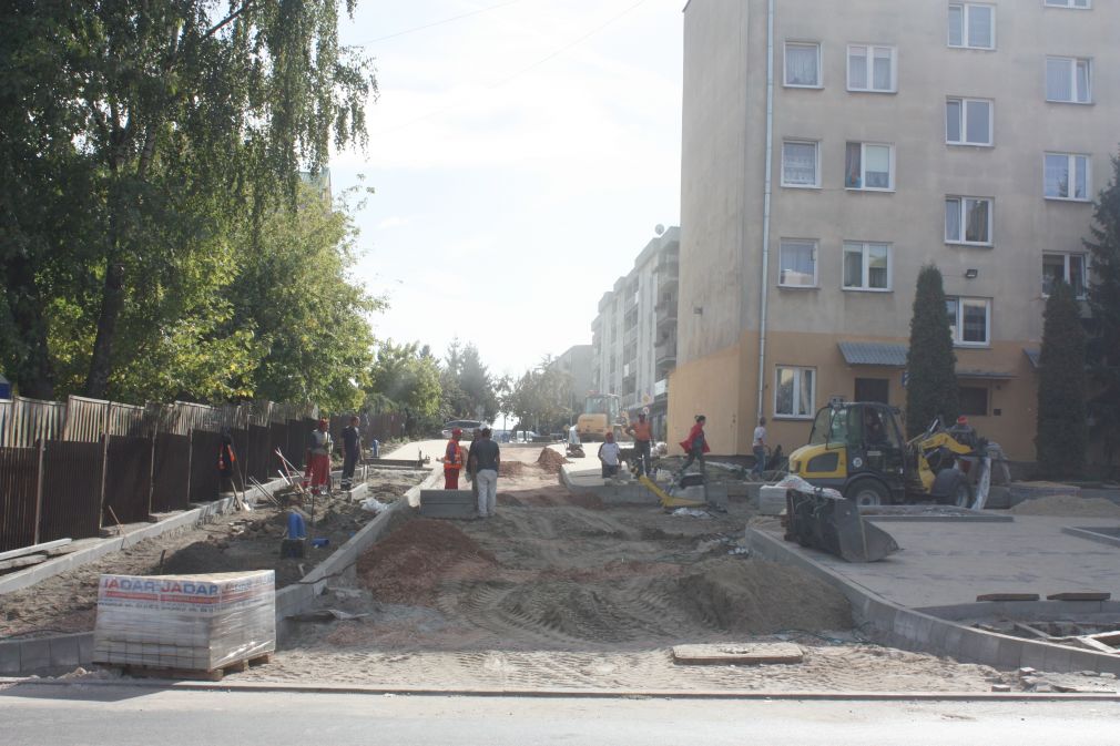 Budowa parkingu i łącznika pomiędzy ul. Mogielnicką i ul. Kozietulskiego