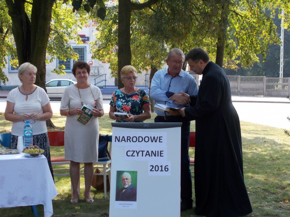 Narodowe Czytanie w Błędowie